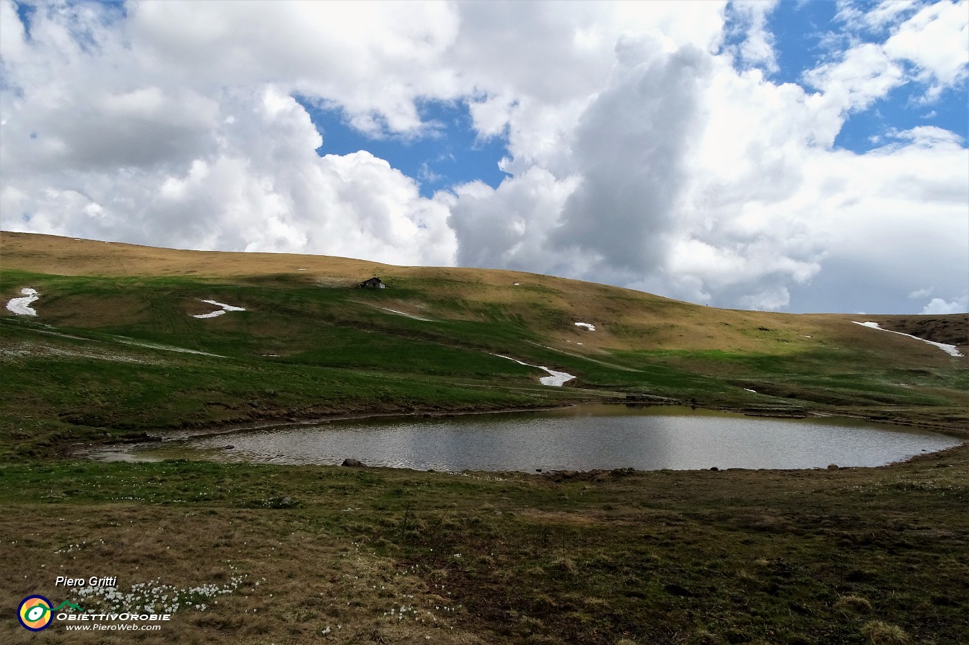 76 Nuvole si addensano in cielo.JPG